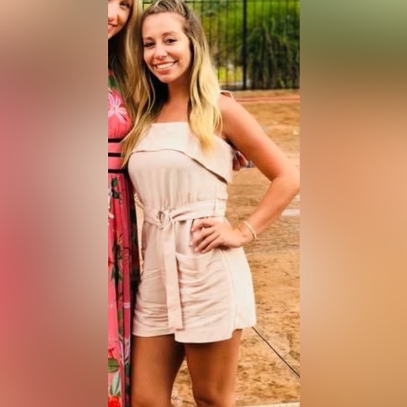 Romper size 6 - Picture 1 of 2